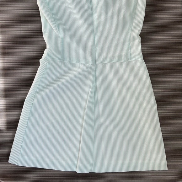 *gently worn* Cynthia Rowley seersucker dress (size 4) - Picture 5 of 5